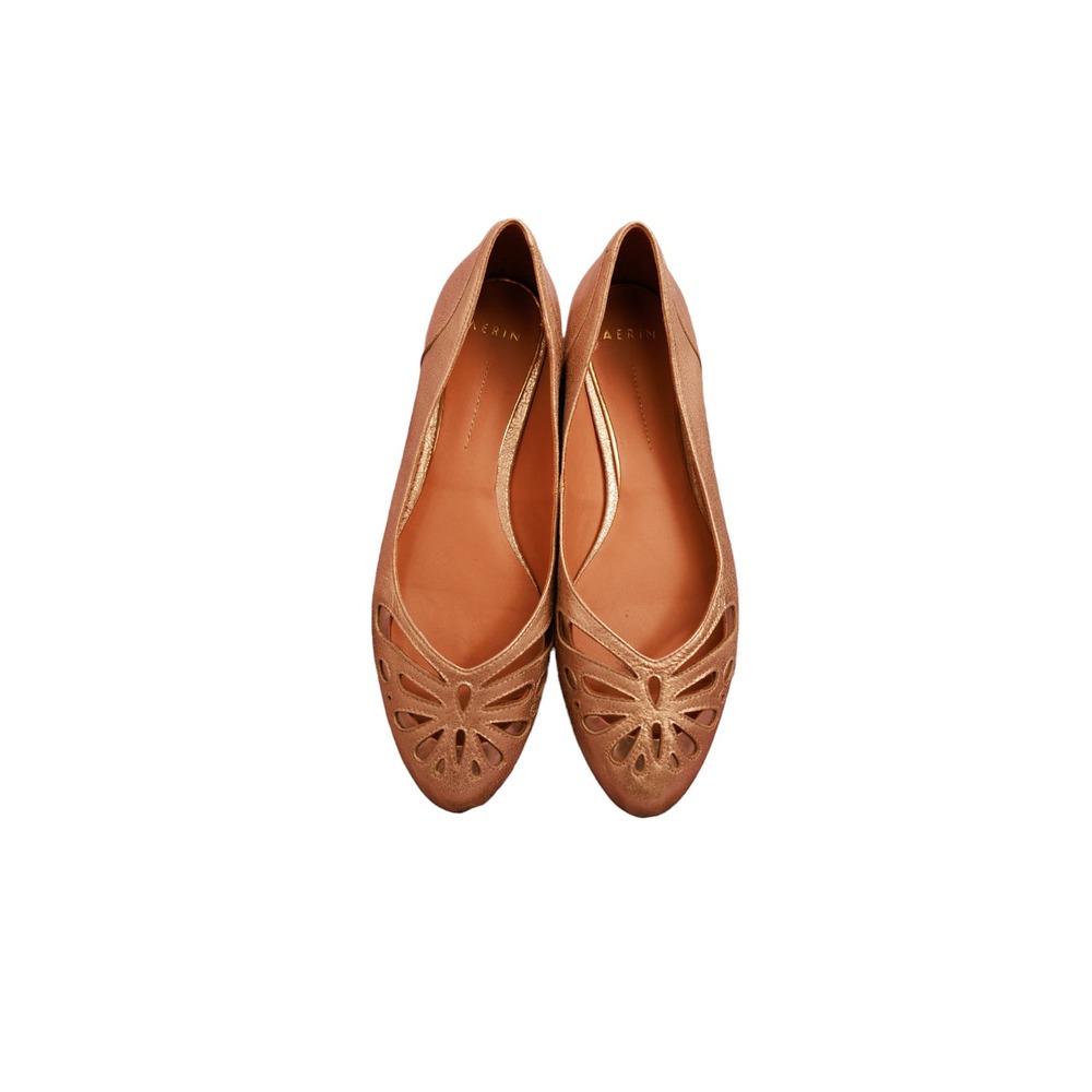 Aerin Atria gold flats size‎ 8.5 M pointed toe cut-outs